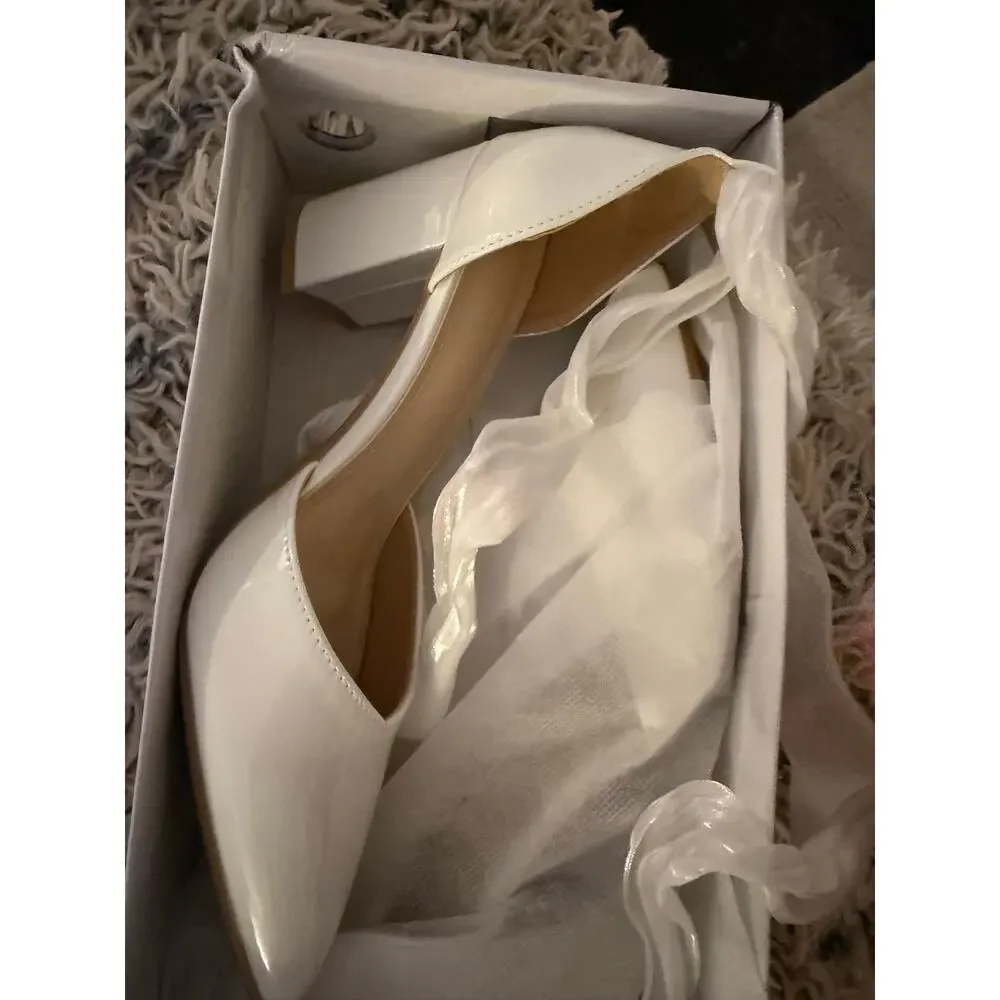 NIB White bow heels size US 8 Size 39  size 8.5  Perfect for brides